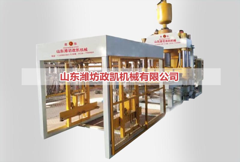 400吨静压砖机